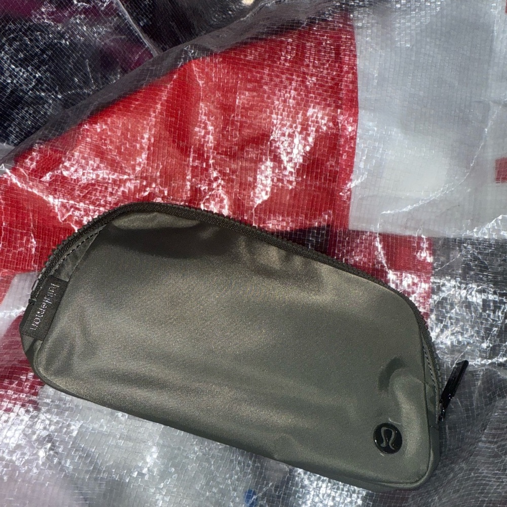 lululemon athletica  Everywhere beltbag with long strap